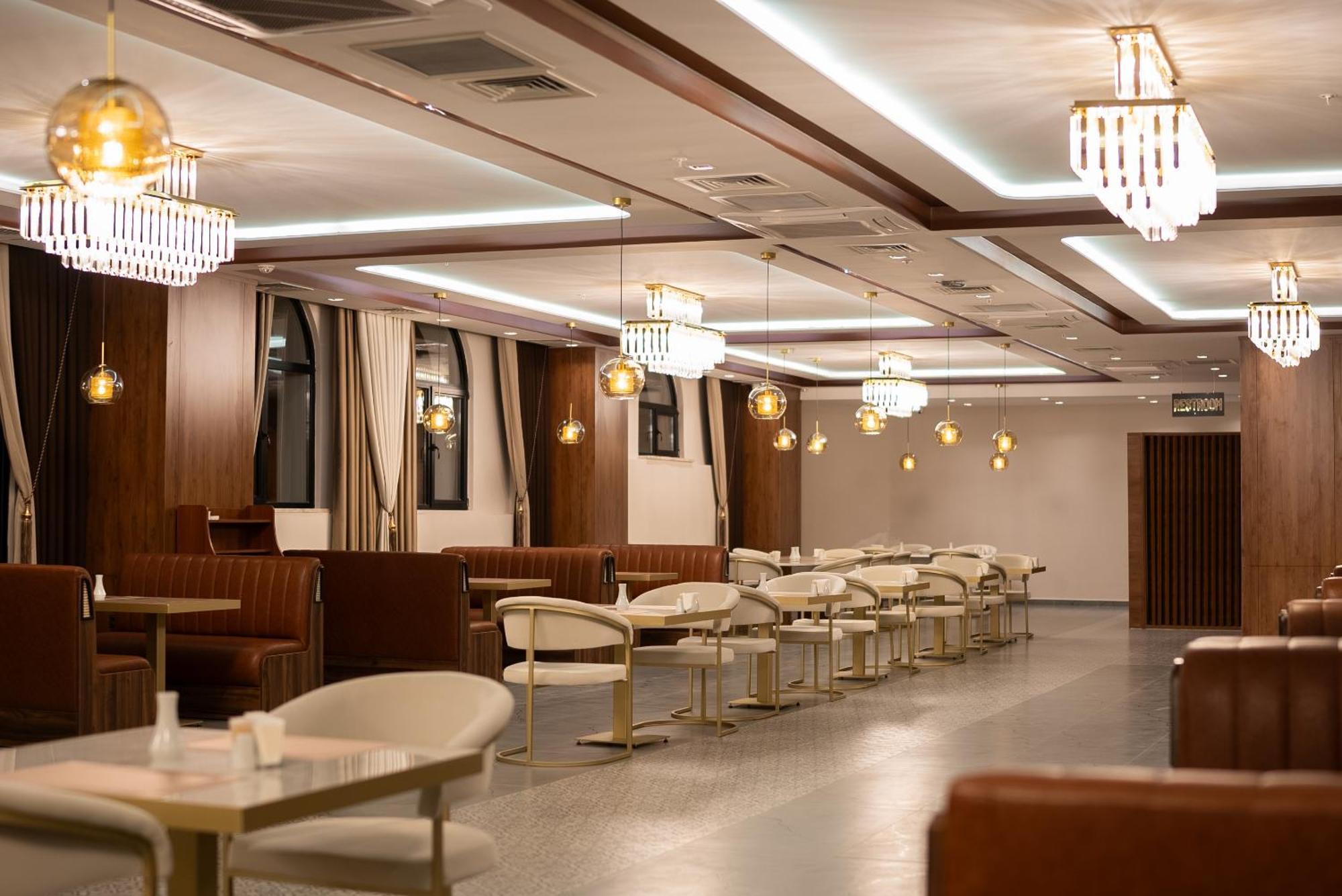 Golden River Hotel By Continent Arnavutkoy Esterno foto